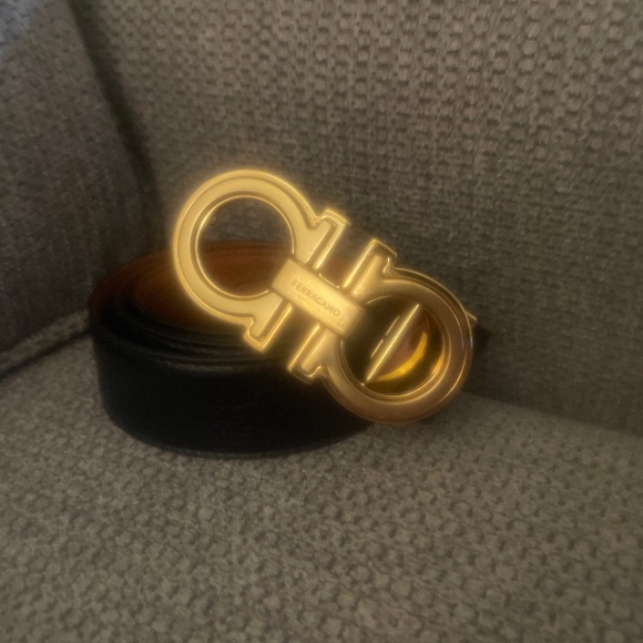 Salvatore Ferragamo gold buckle reversable men’s belt - Picture 1 of 3